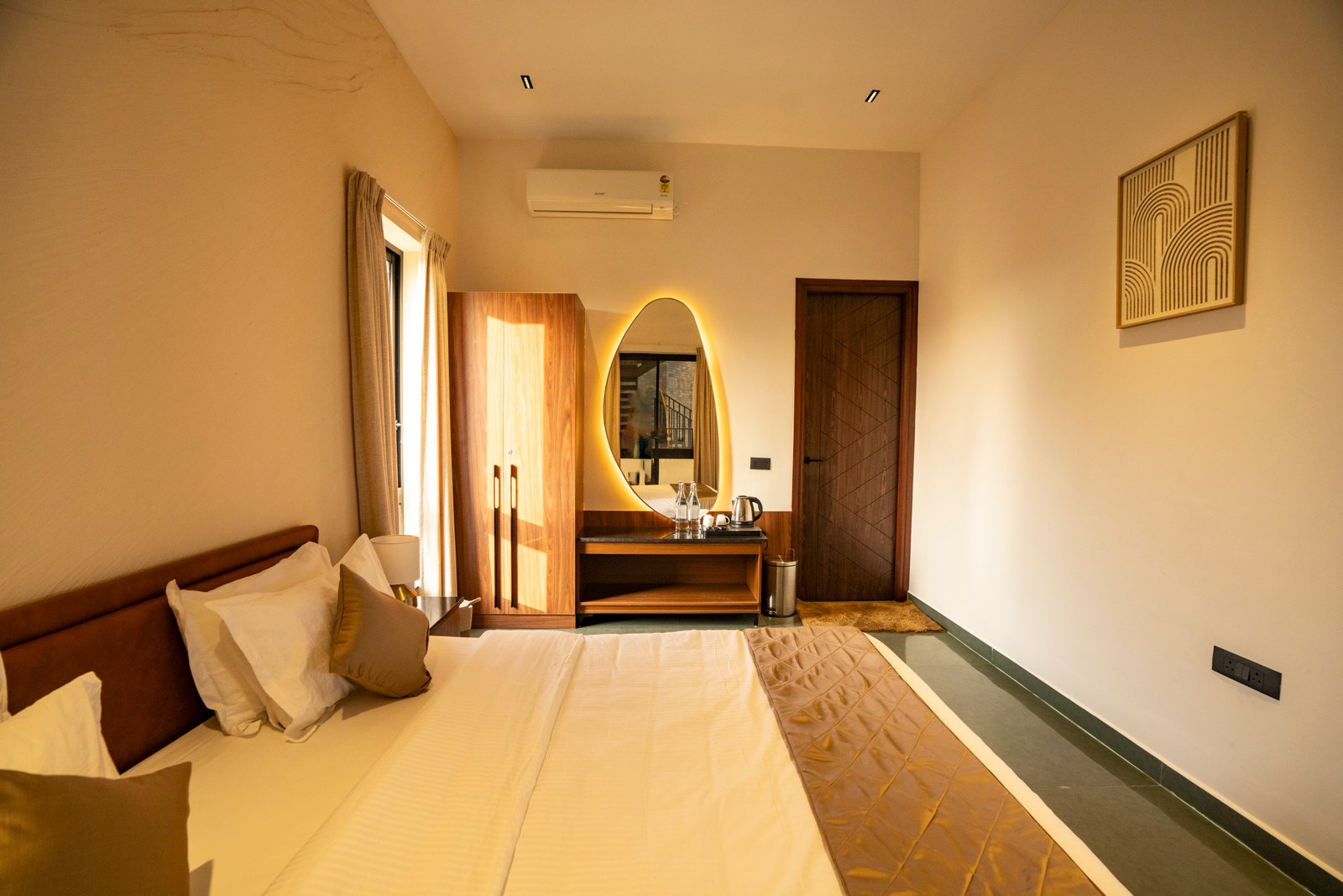 Private plunge pool terrace