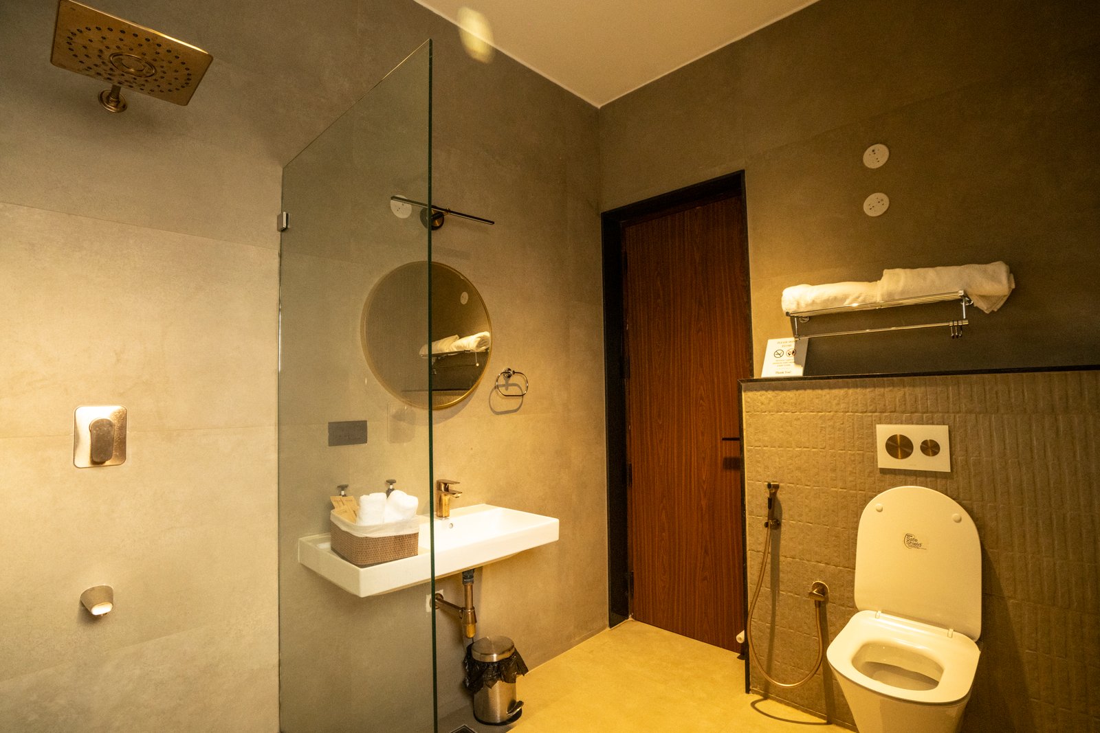 Private plunge pool terrace